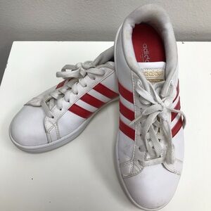 Adidas Men’s White and Red Sneakers - size 7 1/2